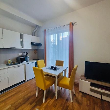 Apartment Dora Cetinje Exterior photo
